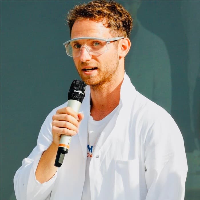 Dr. Daniel Stumpf